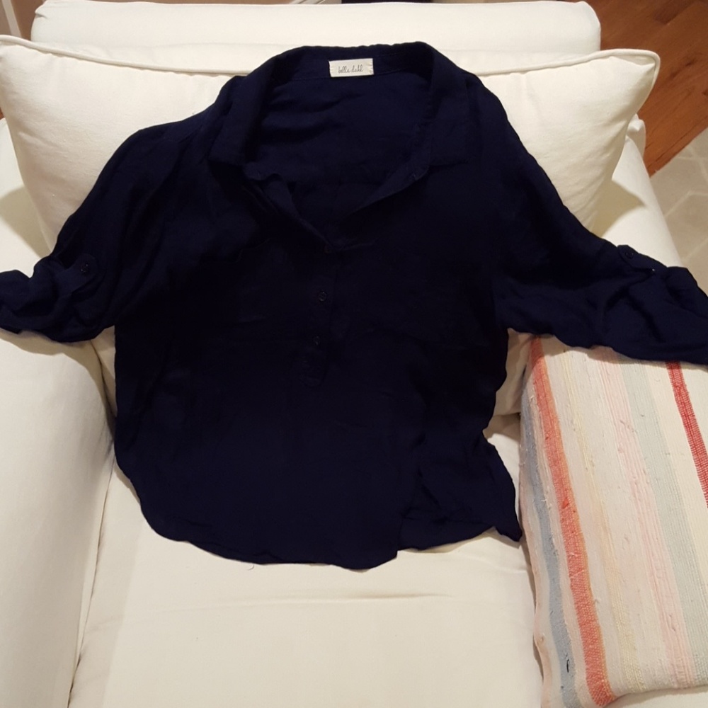 Bella Dahl navy blue casual top